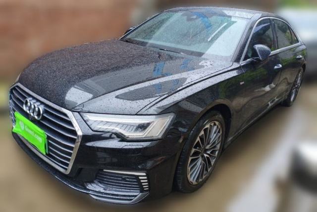Audi A6L New Energy 2022 55 TFSI e quattro usado
