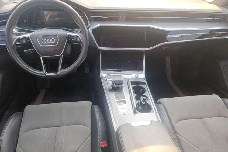 Used Audi A6L New Energy 2022 55 TFSI e quattro Center Console