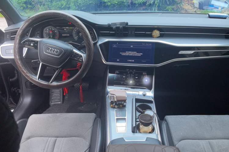 Used Audi A6L New Energy 2022 55 TFSI e quattro Center Console