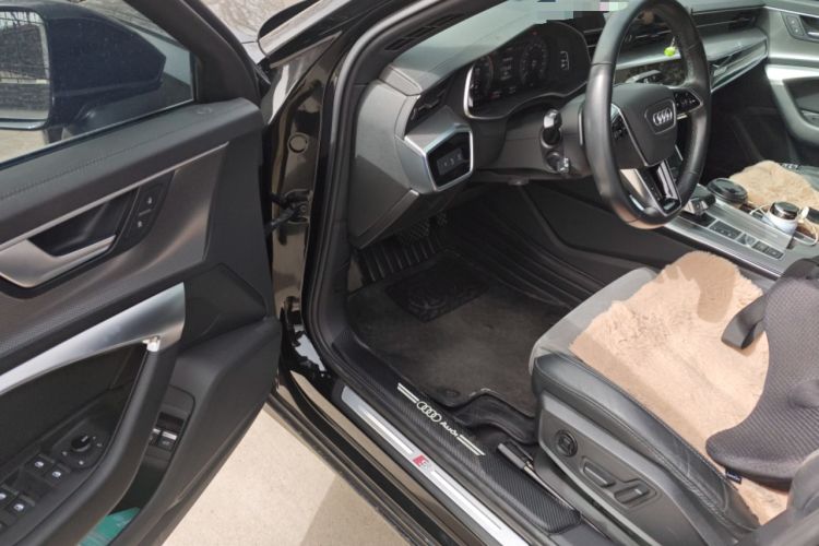 Used Audi A6L New Energy 2022 55 TFSI e quattro Driver Seat