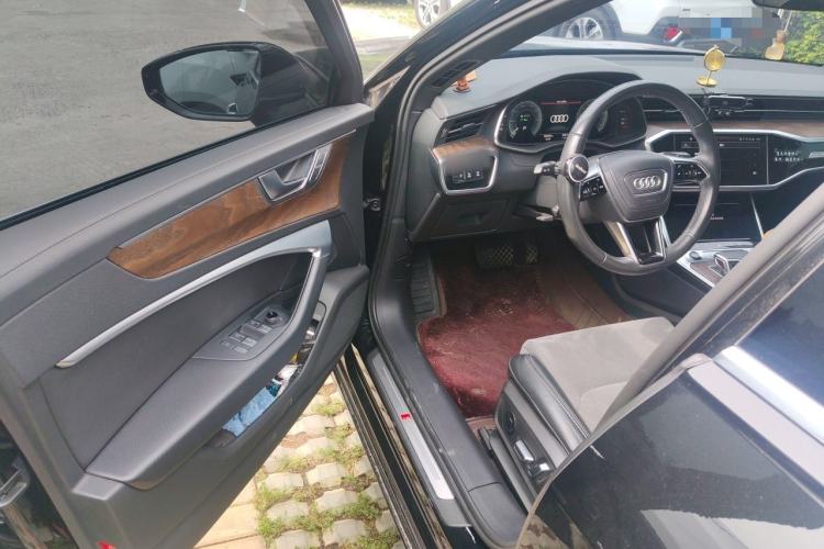 Used Audi A6L New Energy 2022 55 TFSI e quattro Driver Seat