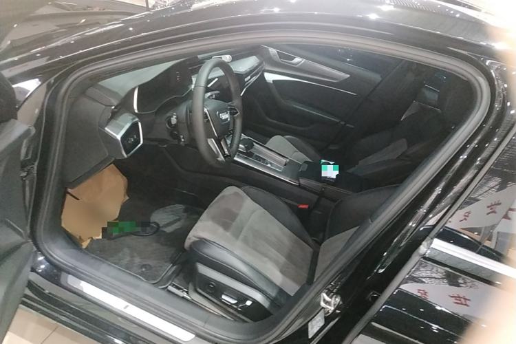 Used Audi A6L New Energy 2022 55 TFSI e quattro Driver Seat
