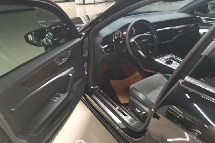 Used Audi A6L New Energy 2022 55 TFSI e quattro Driver Seat