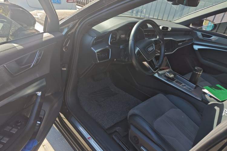 Used Audi A6L New Energy 2022 55 TFSI e quattro Driver Seat