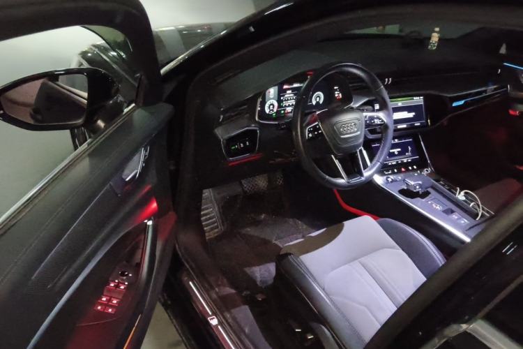 Used Audi A6L New Energy 2022 55 TFSI e quattro Driver Seat