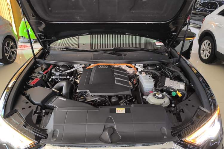 Used Audi A6L New Energy 2022 55 TFSI e quattro Engine Bay