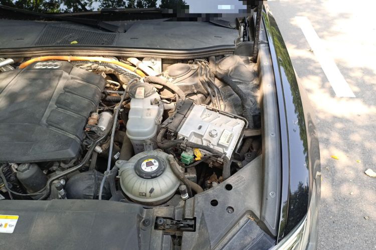 Used Audi A6L New Energy 2022 55 TFSI e quattro Engine Bay Left