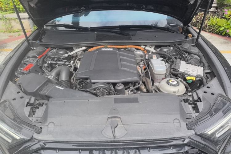 Used Audi A6L New Energy 2022 55 TFSI e quattro Engine Bay