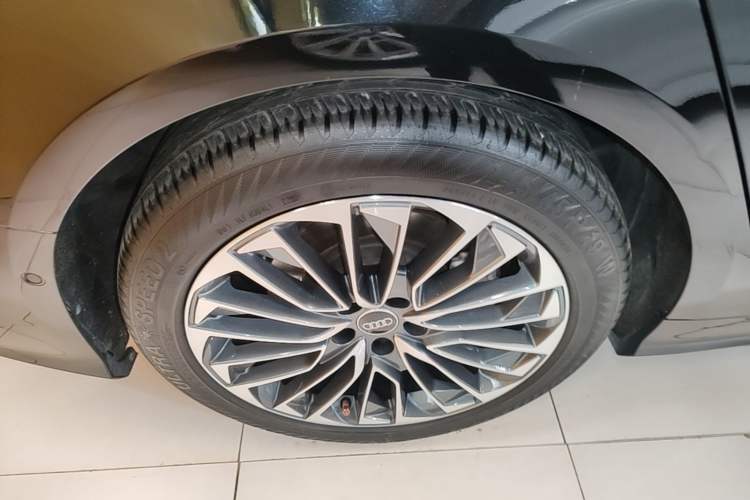 Used Audi A6L New Energy 2022 55 TFSI e quattro Exterior 4