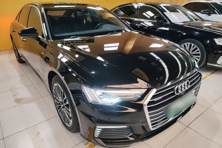 Used Audi A6L New Energy 2022 55 TFSI e quattro Front Right 45 Deg