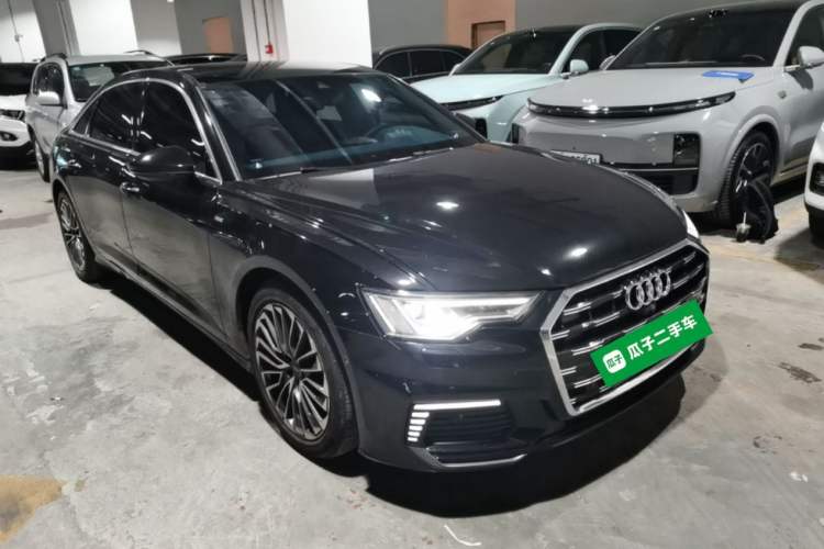 Used Audi A6L New Energy 2022 55 TFSI e quattro Front Right 45 Deg