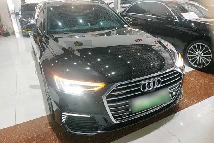 Used Audi A6L New Energy 2022 55 TFSI e quattro Front Right 45 Deg