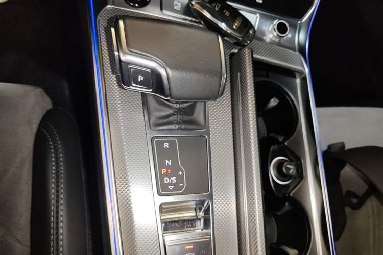 Used Audi A6L New Energy 2022 55 TFSI e quattro Gear Lever