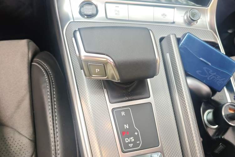 Used Audi A6L New Energy 2022 55 TFSI e quattro Gear Lever