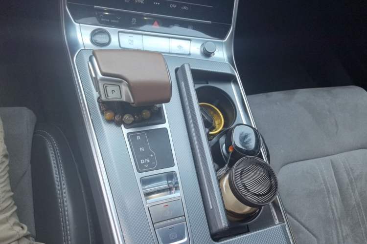 Used Audi A6L New Energy 2022 55 TFSI e quattro Gear Lever