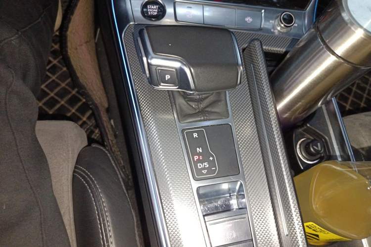 Used Audi A6L New Energy 2022 55 TFSI e quattro Gear Lever