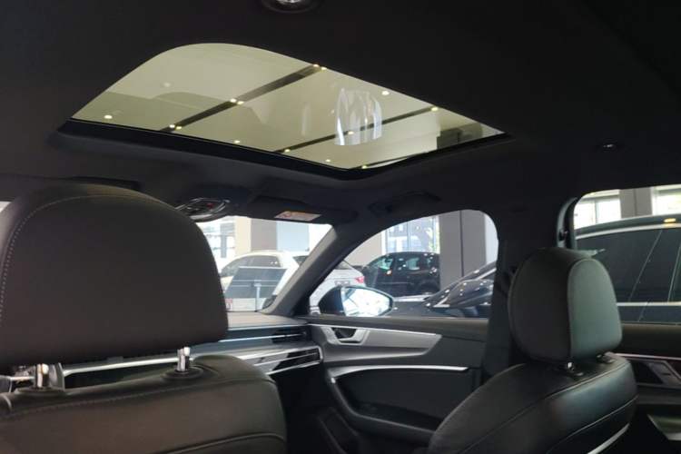 Used Audi A6L New Energy 2022 55 TFSI e quattro Headliner