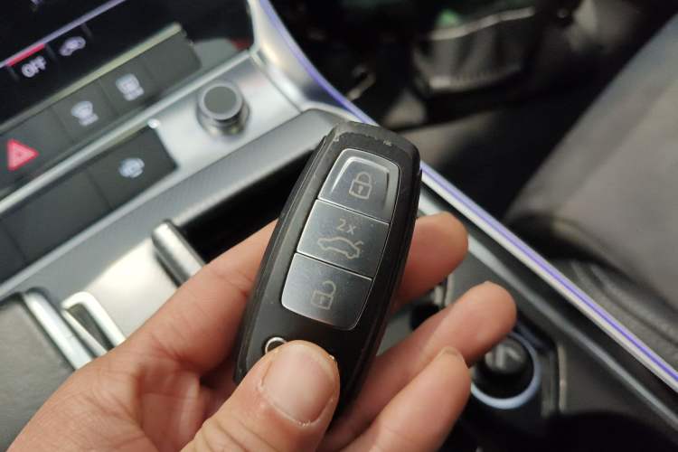 Used Audi A6L New Energy 2022 55 TFSI e quattro Interior 1
