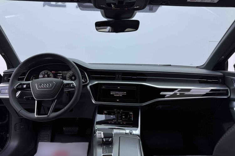 Used Audi A6L New Energy 2022 55 TFSI e quattro Interior 4