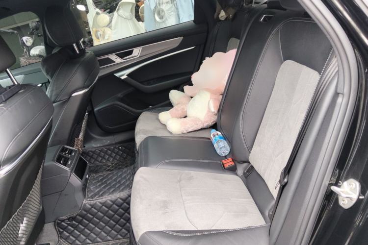 Used Audi A6L New Energy 2022 55 TFSI e quattro Left Rear Seat