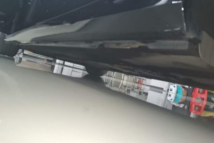 Used Audi A6L New Energy 2022 55 TFSI e quattro Left Side Sill
