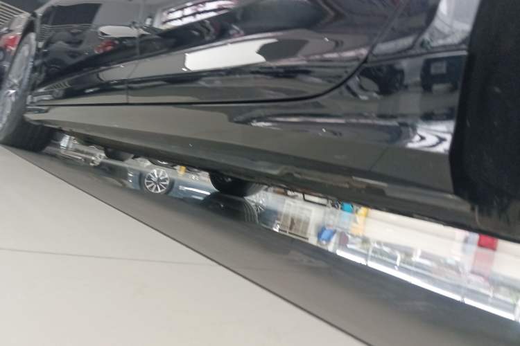 Used Audi A6L New Energy 2022 55 TFSI e quattro Left Side Sill