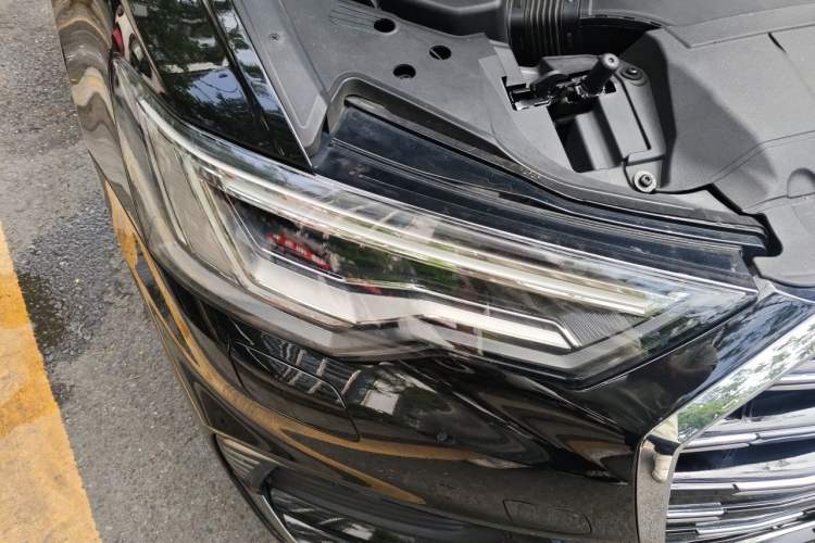 Used Audi A6L New Energy 2022 55 TFSI e quattro Right Front Headlight