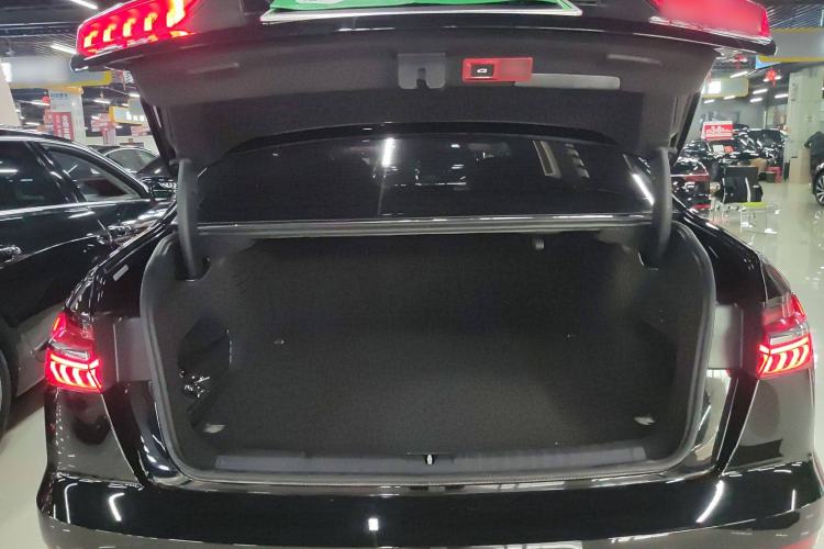 Used Audi A6L New Energy 2022 55 TFSI e quattro Trunk
