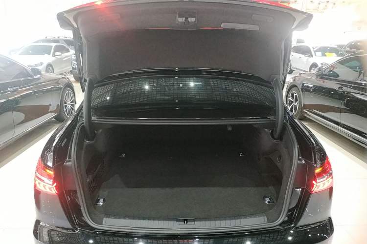 Used Audi A6L New Energy 2022 55 TFSI e quattro Trunk