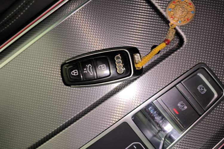 Used Audi A6L New Energy 2022 55 TFSI e quattro Vehicle Key