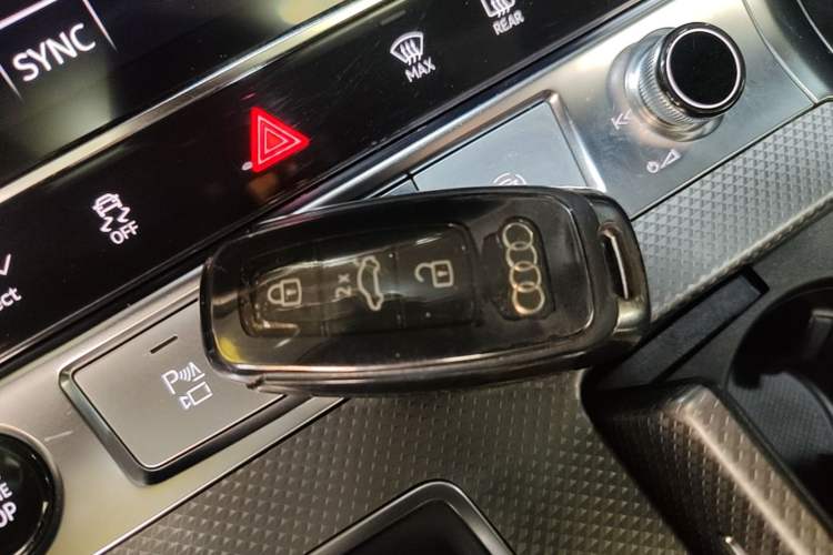 Used Audi A6L New Energy 2022 55 TFSI e quattro Vehicle Key