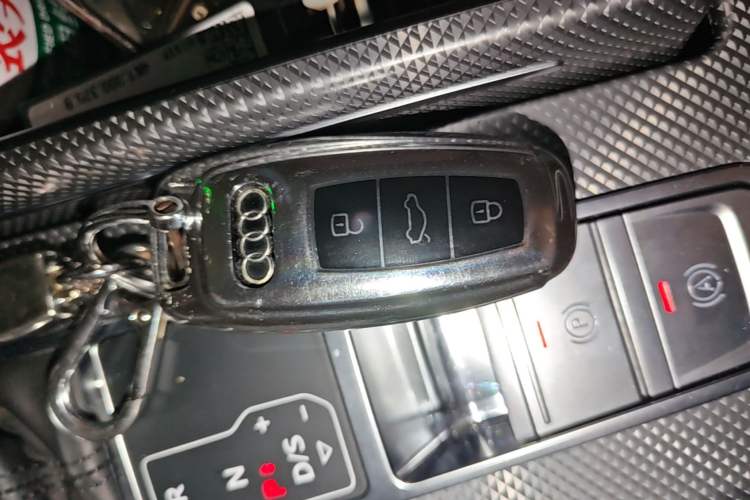 Used Audi A6L New Energy 2022 55 TFSI e quattro Vehicle Key