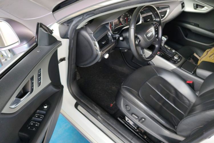 Used Audi A7 2013 35 FSI quattro Ambition Edition Driver Seat