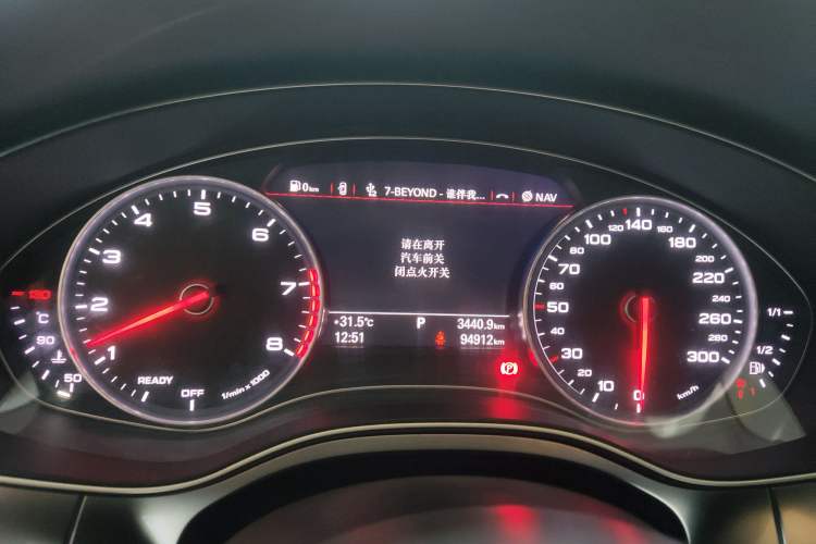 Used Audi A7 2017 40 TFSI Ambition Edition Odometer Close Up