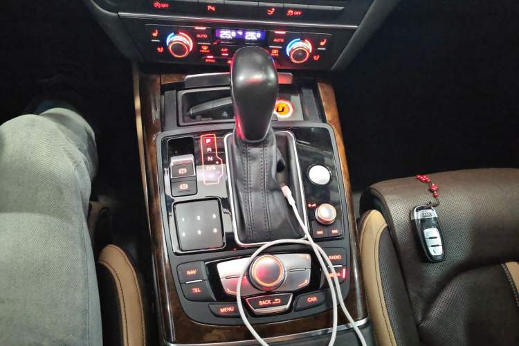 Used Audi A7 2016 50 TFSI quattro Comfort Model Gear Lever