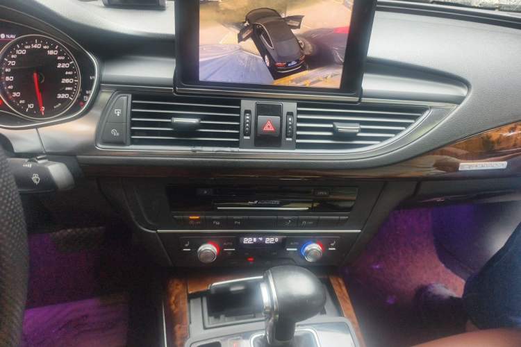 Used Audi A7 2012 3.0TFSI quattro Comfort Edition Audio And AC Panel