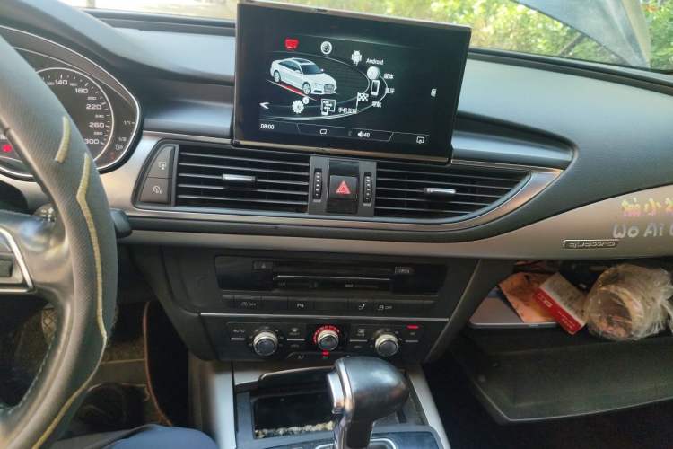 Used Audi A7 2012 2.8FSI quattro Ambition model Audio And AC Panel