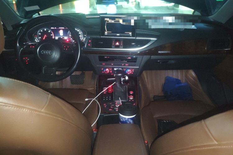 Used Audi A7 2012 3.0TFSI quattro Luxury Edition Center Console