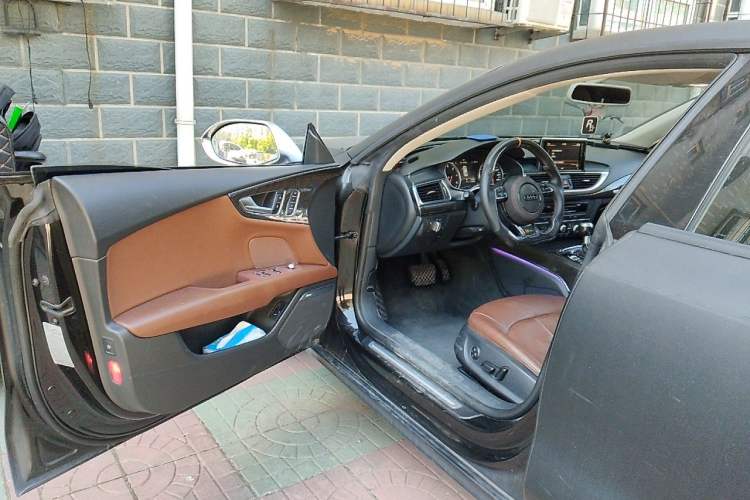 Used Audi A7 2012 3.0TFSI quattro Comfort Edition Driver Seat