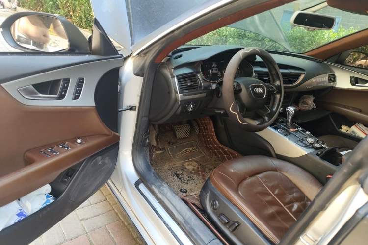 Used Audi A7 2012 2.8FSI quattro Ambition model Driver Seat