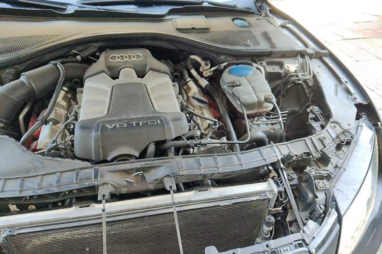 Used Audi A7 2012 3.0TFSI quattro Comfort Edition Engine Bay Left