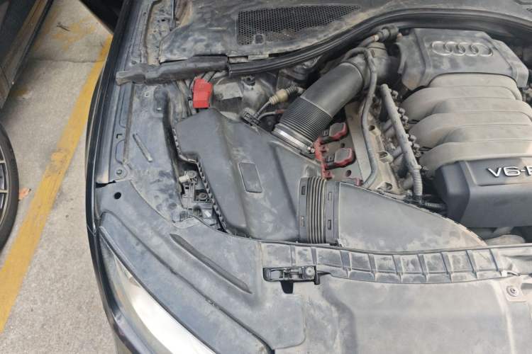 Used Audi A7 2012 2.8FSI quattro Ambition model Engine Bay Right