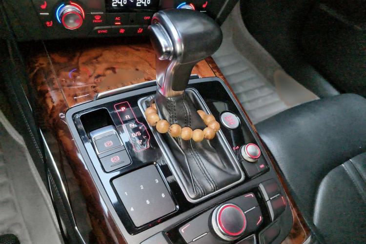 Used Audi A7 2012 3.0TFSI quattro Luxury Edition Gear Lever