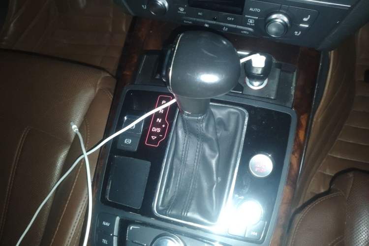 Used Audi A7 2012 3.0TFSI quattro Luxury Edition Gear Lever