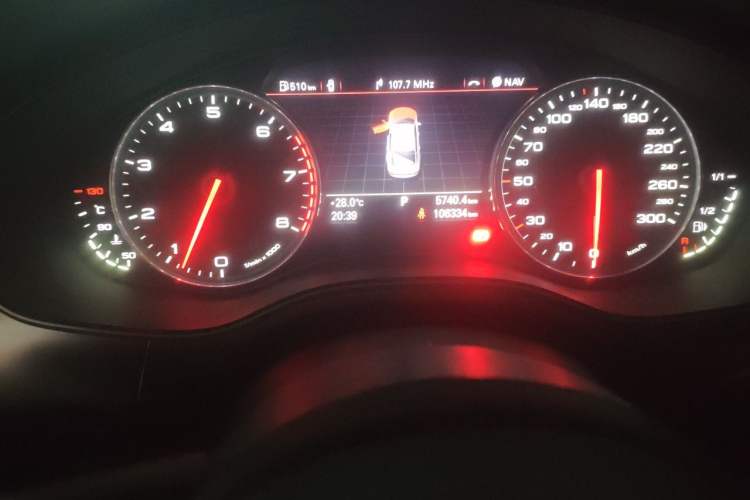 Used Audi A7 2012 3.0TFSI quattro Luxury Edition Instrument Cluster