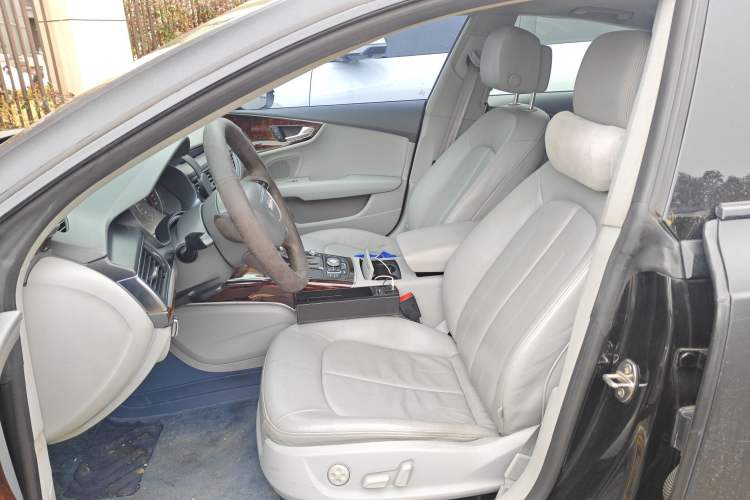Used Audi A7 2012 2.8FSI quattro Ambition model Left Front Seat