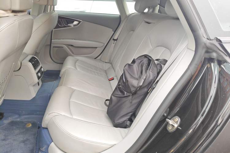Used Audi A7 2012 2.8FSI quattro Ambition model Left Rear Seat
