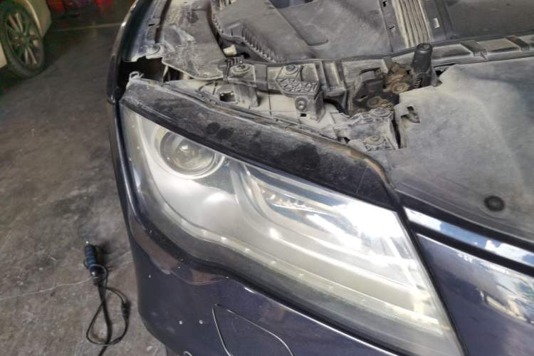 Used Audi A7 2012 3.0TFSI quattro Comfort Edition Right Front Headlight
