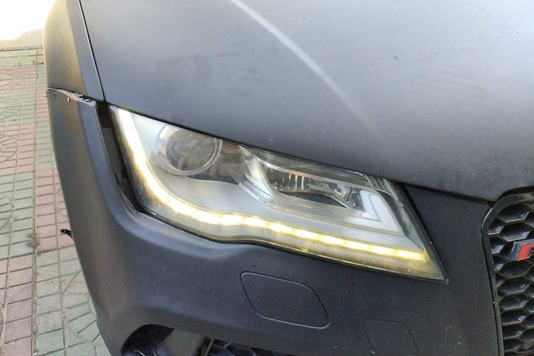 Used Audi A7 2012 3.0TFSI quattro Comfort Edition Right Front Headlight