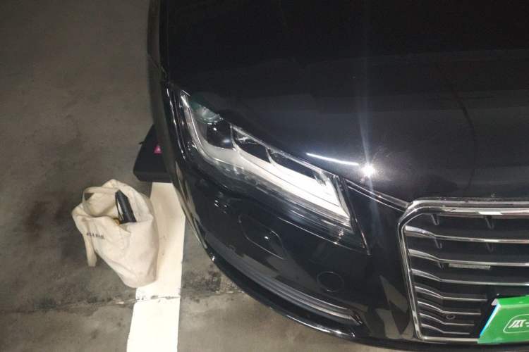 Used Audi A7 2012 3.0TFSI quattro Luxury Edition Right Front Headlight